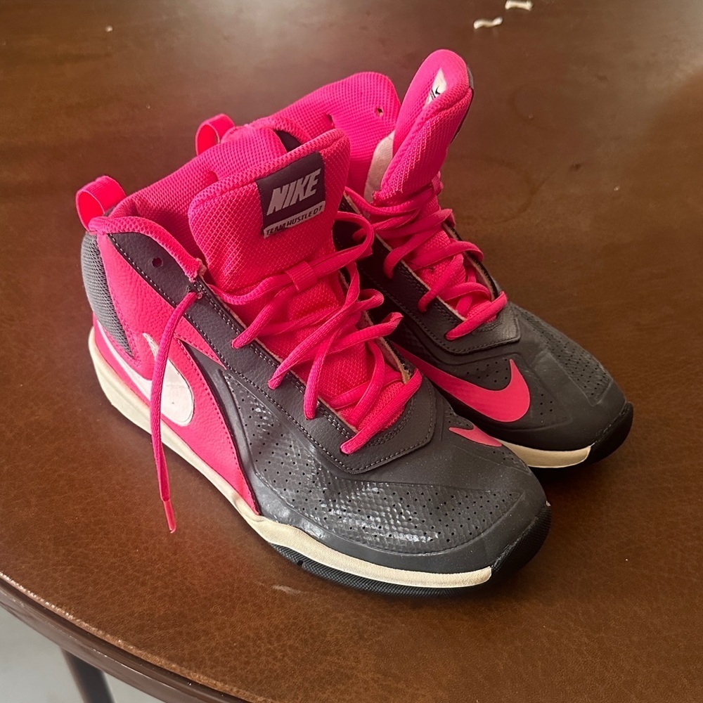 Nike women Sneakers - Hot Pink and Dark Gray